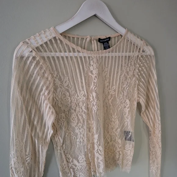 NWOT Revamped M Y2K Whimsigoth Romantic Coquette Girl Lace Mesh Crop Top - Picture 6 of 14